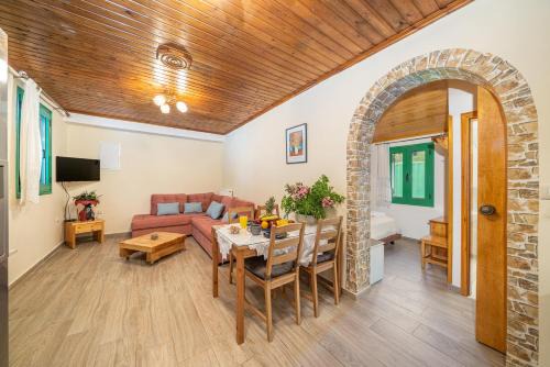 Markoulata Apartment | Paola Apartment Fiskardo