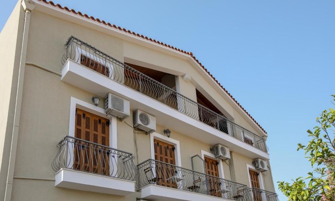 Argostoli Town Apartment | Papadatos Studios