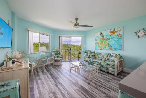 Tavernier House | Paradise Palms Ocean Pointe 1206