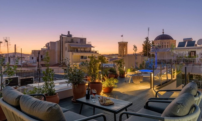 Plaka Apartment | Paradise Suite With Jacuzzi Acropolis View