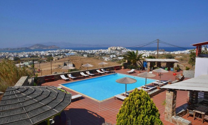 Naxos Town Apartment | Paradisia Villas