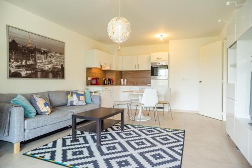 Prado - Republique Apartment | Parc Eugenie by Welcome to Cannes