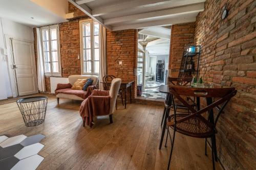 Toulouse City-Centre Apartment | Pargaminières by Yumē