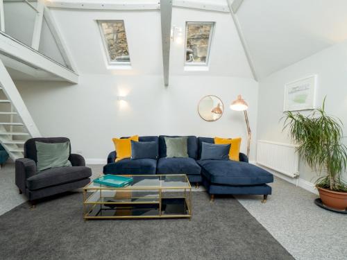 Upper Town House | Pass the Keys Stunning 2 bed home with on premises parking