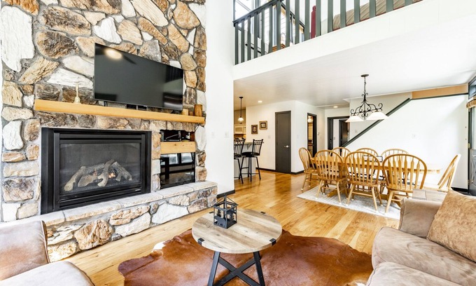North Park City Condo | Pay Day Condominiums