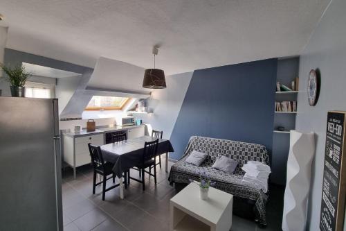 Luc-sur-Mer Apartment | Peaceful Apt At 2 Steps From The Beach