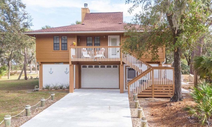 Saint Helena Island House | Peaceful home with fire-pit, screened porch, pet friendly, walk to the beach.