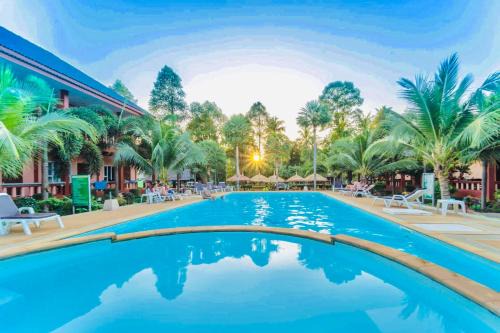 Ko Lanta Resort | Peaceful Resort , Long Beach - Koh Lanta
