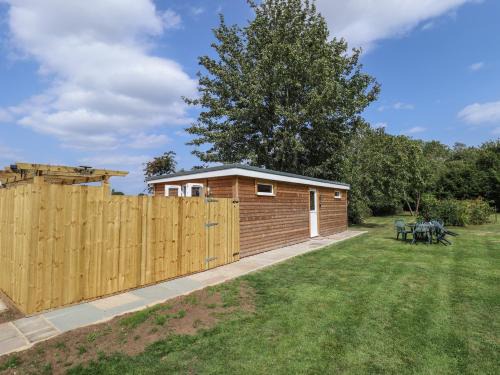 Alford House | Pear Tree Lodge