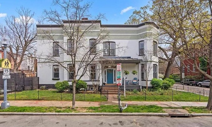 Eckington House | Pearl Light - 10min Walk to Union Market, 2mi to Capitol – 3BR/3BA w/Parking