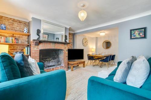 Rottingdean House | Pebble Beach Cottage