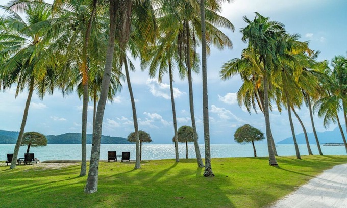 Lubok Buaya Resort | Pelangi Beach Resort & Spa, Langkawi