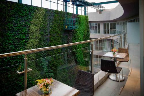 Benito Juarez Hotel | Pennsylvania Suites