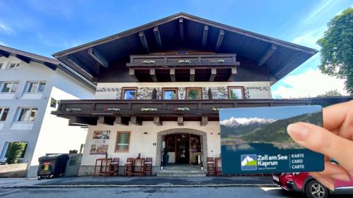 Zell am See Bed & Breakfast | Pension Max SUMMERCARD INCLUDED