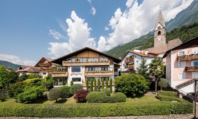 Lagundo Hotel | Pension Monika