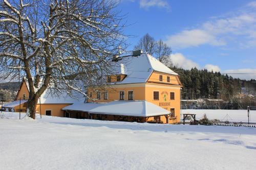 Loucovice House | Pension Pod Lipou