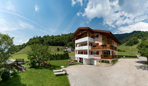 Laion Bed & Breakfast | Pension Talblick