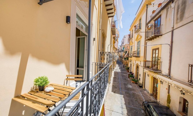Old Town Bed & Breakfast | Pepito Palace