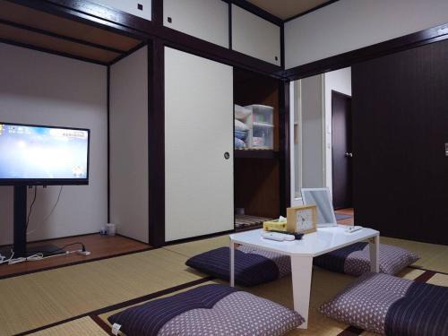 Higashiyotsugi Apartment | Perfect for sightseeing in Tokyo! 6 people! 四つ木