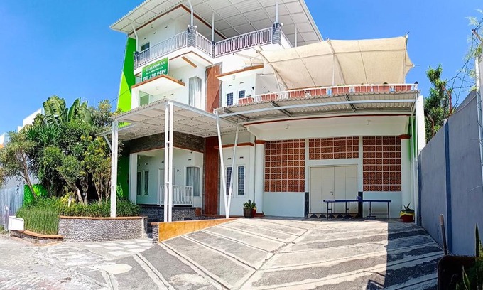Ngaglik House | Permata Villa II
