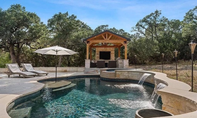 Austin House | Pet-Friendly Austin, TX Retreat - 15 mins from downtown