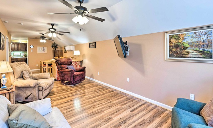 Luray Cottage | Pet-Friendly Guest House w/ Fire Pit & Forest View