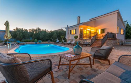 Polaca House | Pet Friendly Home In Polaca