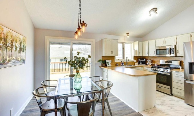 Omaha House | Pet-Friendly Omaha Vacation Rental with Deck!