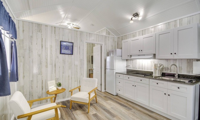Picayune Cottage | Pet-friendly Picayune Tiny Home Near Space Center!
