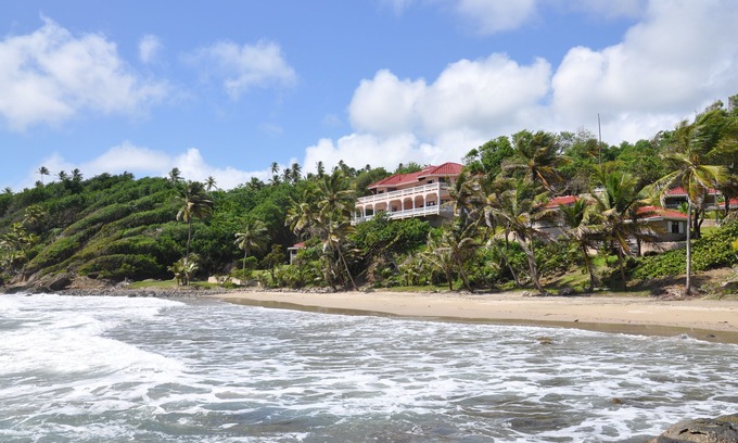 St. Patrick Hotel | Petite Anse Hotel