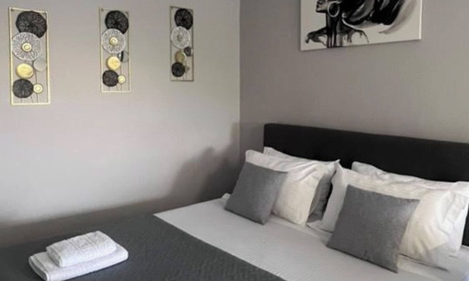 Kolymbari Apartment | Petra's Charming Home, 500m to Beach