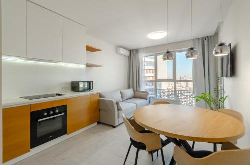 Solomjanskyj Apartment | Petrovdom Apartments 19-96v in RC Kvartet , Vasyl Lypkivskyi 16V