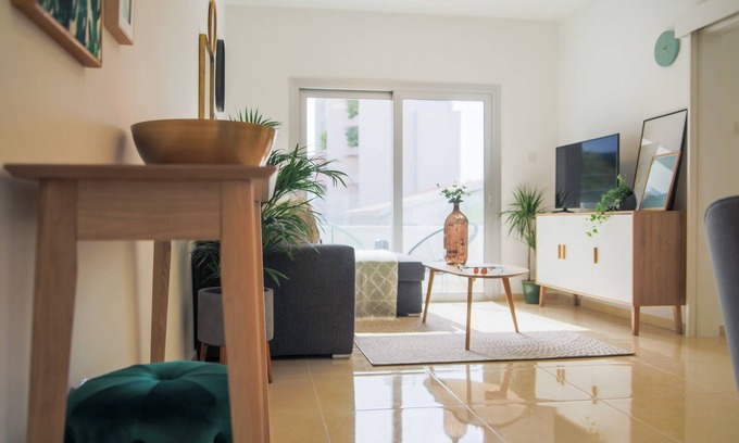 Acropolis Apartment | Phaedrus Living: Central Luxury Flat Esperidon 201