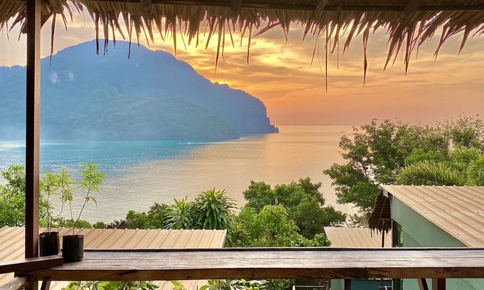 Ko Phi Phi Resort | Phi Phi Sea Sky Resort