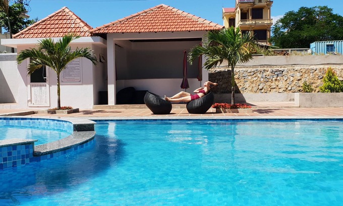 Dong Hoi Hotel | Phu Cuong Beach Hotel
