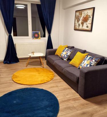 Old City Apartment | Piatra Craiului Cozy Flat