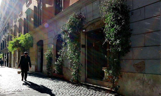 Rione XIV Borgo Apartment | Piazza Capponi Apartment