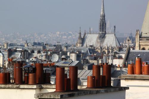 Sorbonne Apartment | Pick A Flat's Apartments in Saint Michel - Rue Du Sommerard