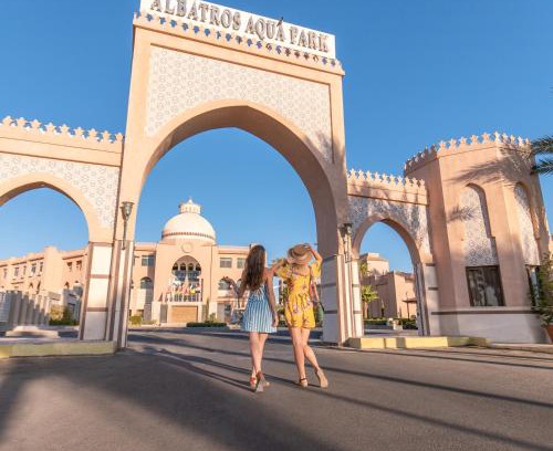Village Road Resort | Pickalbatros Aqua Park Resort - Hurghada