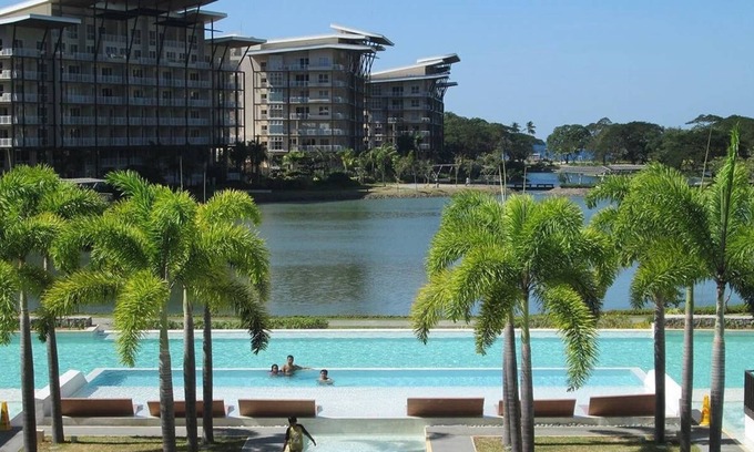 Nasugbu Apartment | Pico de Loro Beach and Country Club Premium Lagoon
