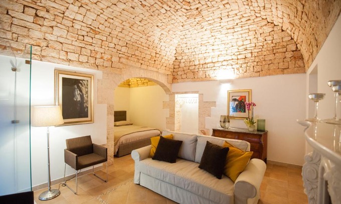 Noci House | Pietre in Aria