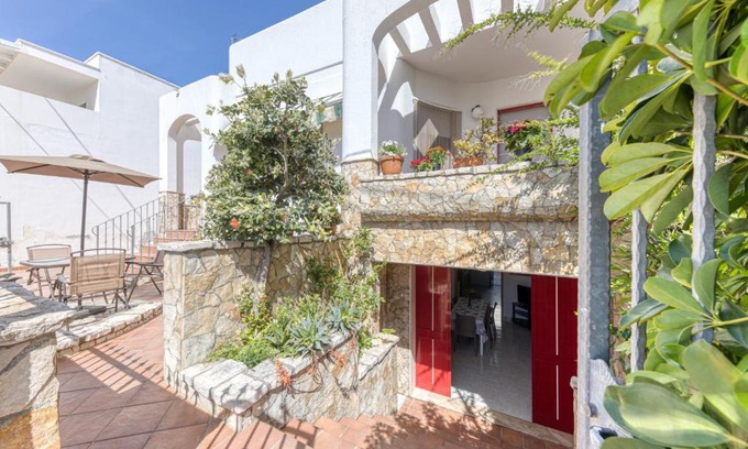 Capilungo Apartment | Pilella