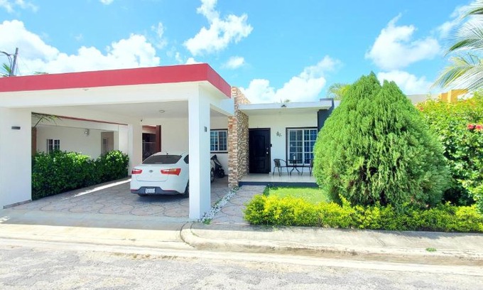Higuey House | Pine Tree Entire House 2B Gated Com