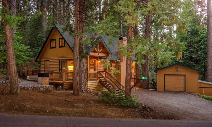 Mi-Wuk Village Cabin | Pinecrestarearentals#19 9/5-12/10 no holidays book 2 nights get 3rd night free.