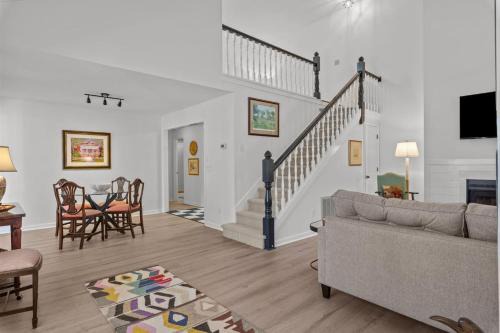 Pinehurst House | Pinehurst Manor 2BR Townhome