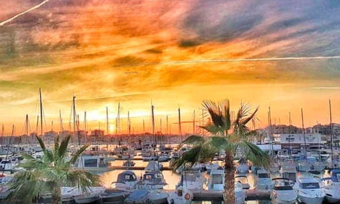 Torrevieja Condo | Piso Centro Ciudad Club Nautico