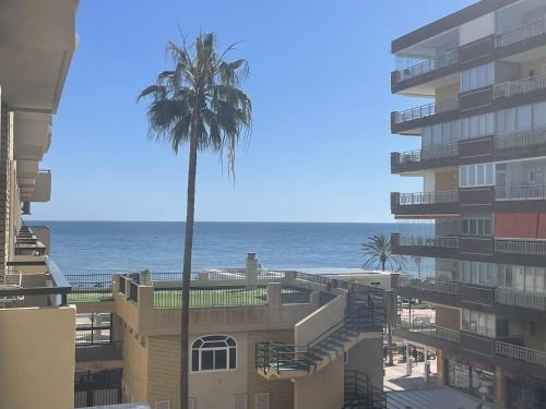 Torreblanca Apartment | Piso en el Paseo Marítimo Fuengirola