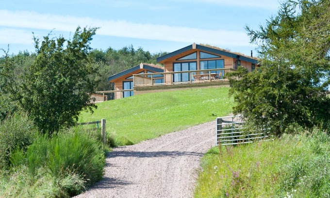 St. Andrews Ski Chalet | Pitbladdo Holiday Lodge at Cuplahills Farm