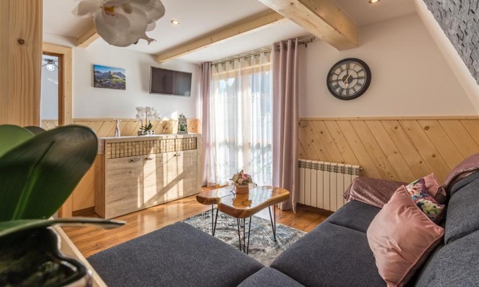 Zakopane House | Pokoje Gościnne Monika