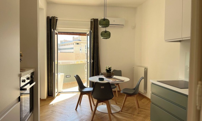 Borgo Vecchio Apartment | Politeama view apartment